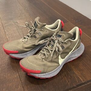 Nike Green and Red Running Shoes